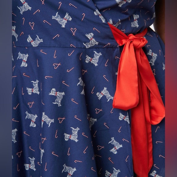 🦋B2G1🦋UNIQUE VINTAGE Blue Dog & Candy Cane Wrap Dress NWT - Picture 2 of 10